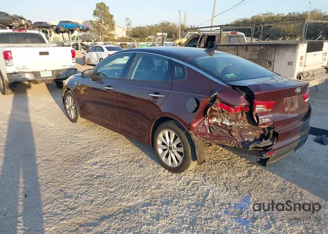 2017 Kia Optima Ex z USA, uszkodzony, nr VIN 5XXGU4L34HG137243